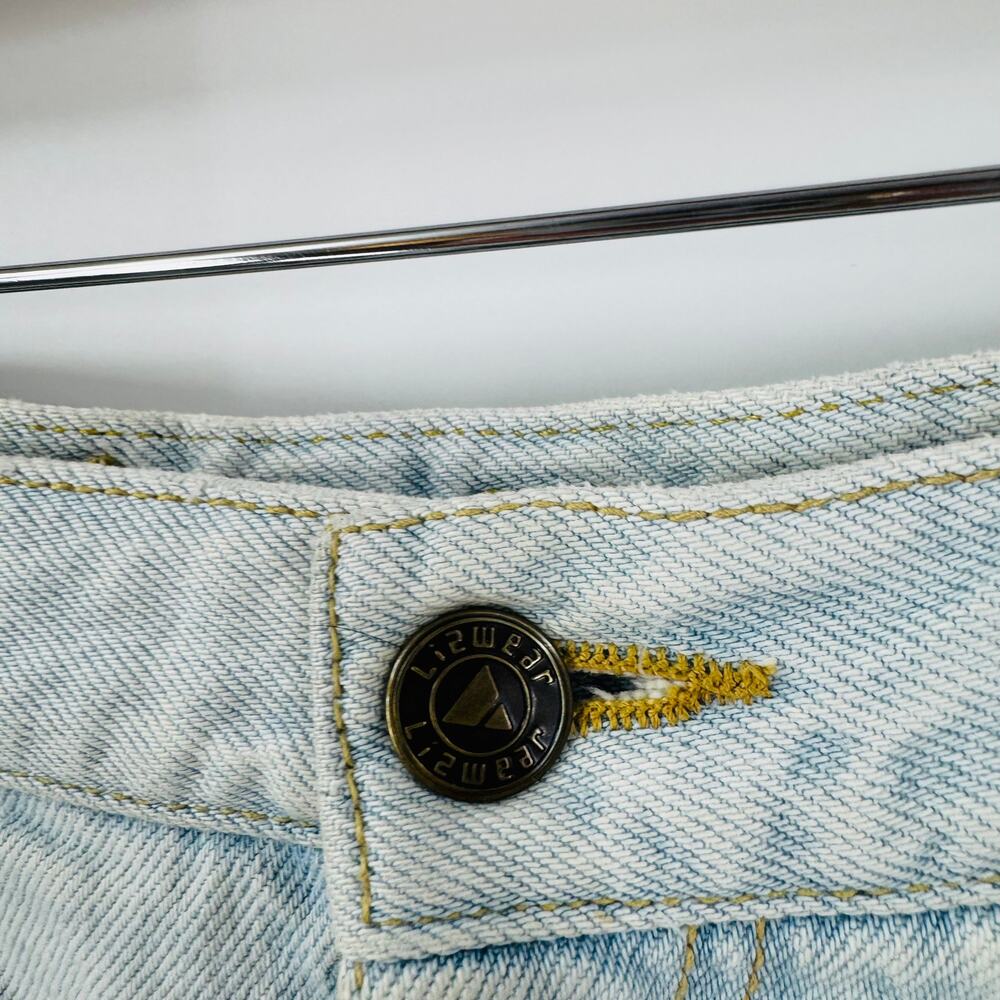 Vintage LizWear Denim Jean Cut Off Shorts Light Wash Grunge Distressed Size 12 - Picture 5 of 9